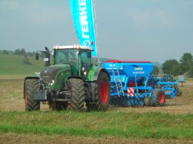 Lemken Feldtag auf unserem Hof 2009 (2).JPG